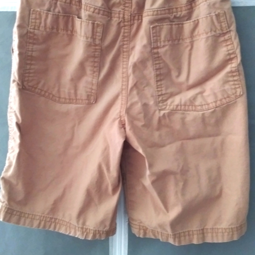 Shorts - Picture 2 of 3